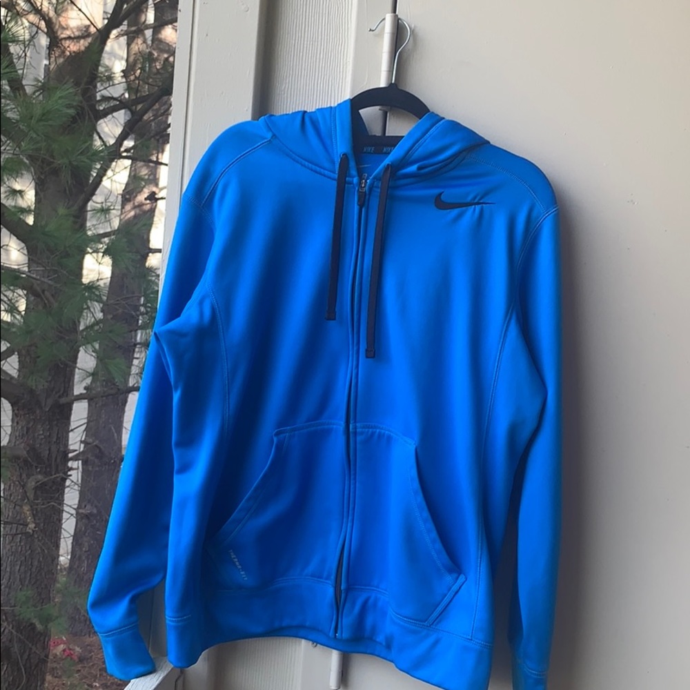 Nike therma-fit zip up hoodie